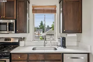 6533 N Maryland Ave, Portland, OR 97217 - Photo 13