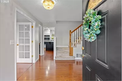 2607 SW Pleasant View Dr, Gresham, OR 97080 - Photo 7