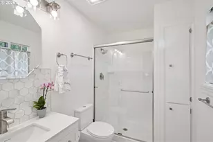 790 Briercliff Ln, Lake Oswego, OR 97034 - Photo 19