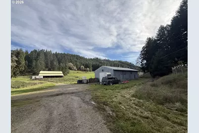 355 Banks Creek Rd, Sutherlin, OR 97479 - Photo 47