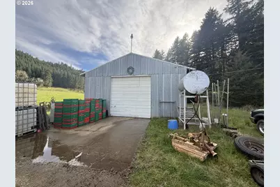 355 Banks Creek Rd, Sutherlin, OR 97479 - Photo 31