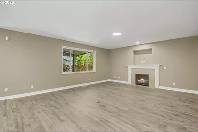 1011 SW 18th Way, Troutdale, OR 97060 - Photo 3