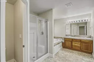 1011 SW 18th Way, Troutdale, OR 97060 - Photo 25