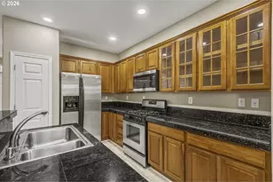 1011 SW 18th Way, Troutdale, OR 97060 - Photo 13