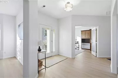 9595 SW Bayou Dr, McMinnville, OR 97128 - Photo 5