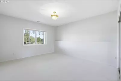 9595 SW Bayou Dr, McMinnville, OR 97128 - Photo 33