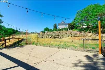 1772 SE Jackson St, Roseburg, OR 97470 - Photo 13