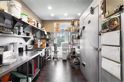 1772 SE Jackson St, Roseburg, OR 97470 - Photo 29