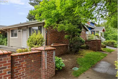 9334 N Lombard St #9, Portland, OR 97203 - Photo 17