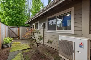 9334 N Lombard St, Portland, OR 97203 - Photo 15