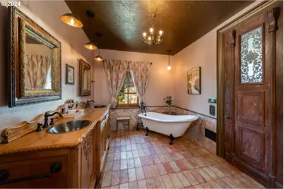 26480 SW Wilken Ln, West Linn, OR 97068 - Photo 23