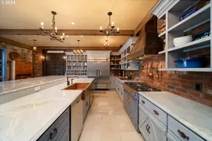 26480 SW Wilken Ln, West Linn, OR 97068 - Photo 9