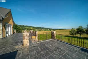 26480 SW Wilken Ln, West Linn, OR 97068 - Photo 43