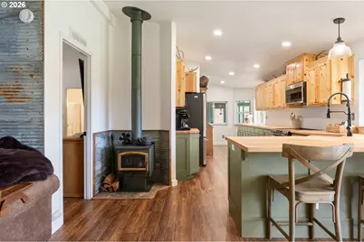 32477 W Saginaw Rd, Cottage Grove, OR 97424 - Photo 9