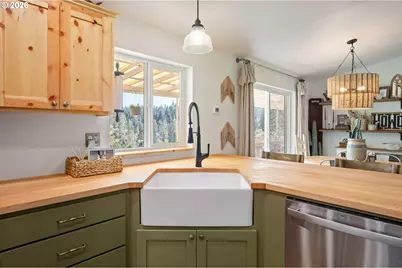 32477 W Saginaw Rd, Cottage Grove, OR 97424 - Photo 11