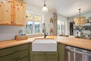 32477 W Saginaw Rd, Cottage Grove, OR 97424 - Photo 11