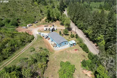 9924 N Myrtle Rd, Myrtle Creek, OR 97457 - Photo 3