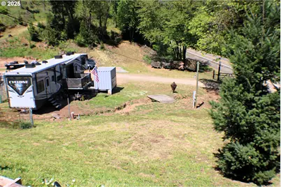 9924 N Myrtle Rd, Myrtle Creek, OR 97457 - Photo 23