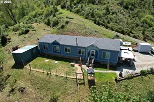 9924 N Myrtle Rd, Myrtle Creek, OR 97457 - Photo 29