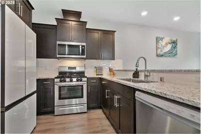 2401 S Brookside Pl, Ridgefield, WA 98642 - Photo 7