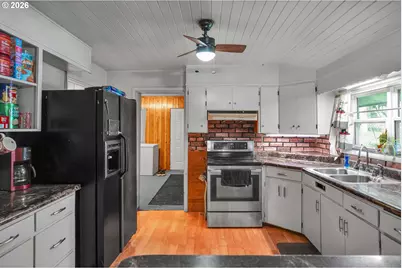 70896 Neer City Rd, Rainier, OR 97048 - Photo 13