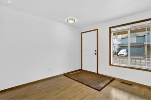 18247 SW Smokette Ln, Beaverton, OR 97003 - Photo 7