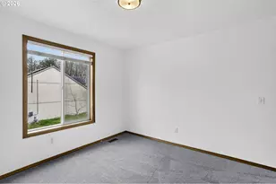 18247 SW Smokette Ln, Beaverton, OR 97003 - Photo 33