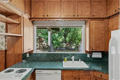 11874 Hazelgreen Rd NE, Silverton, OR 97381 - Photo 19