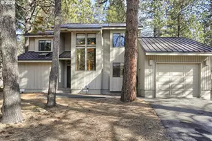 57308 Red Fir Ln, Sunriver, OR 97707 - Photo 3