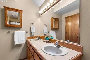 57308 Red Fir Ln, Sunriver, OR 97707 - Photo 15