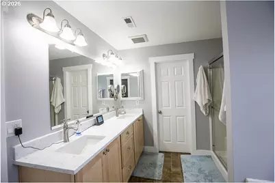 11002 Kristin Way, Island City, OR 97850 - Photo 9