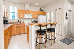 179 Laurel St, Florence, OR 97439 - Photo 7