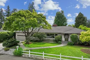 3385 SW Vista Dr, Portland, OR 97225 - Photo 3
