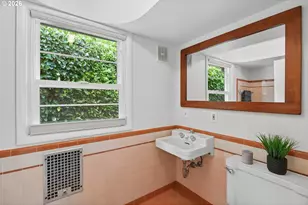 3385 SW Vista Dr, Portland, OR 97225 - Photo 19