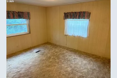 87987 Woodlands Dr, Florence, OR 97439 - Photo 19