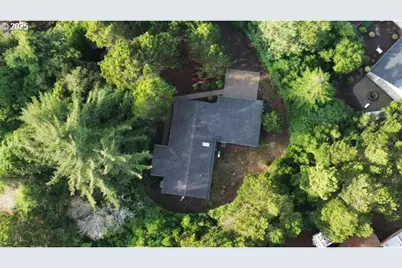 87987 Woodlands Dr, Florence, OR 97439 - Photo 7