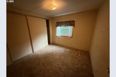 87987 Woodlands Dr, Florence, OR 97439 - Photo 15