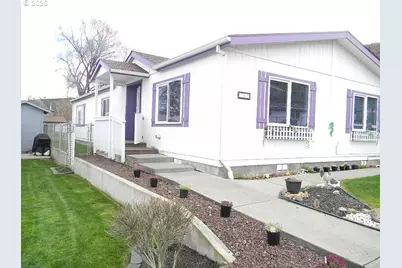 950 Pomona St #183, The Dalles, OR 97058 - Photo 1