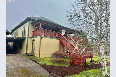 725 NE Denver St, Roseburg, OR 97470 - Photo 1