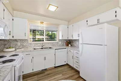 4874 Herman St, Eugene, OR 97404 - Photo 3