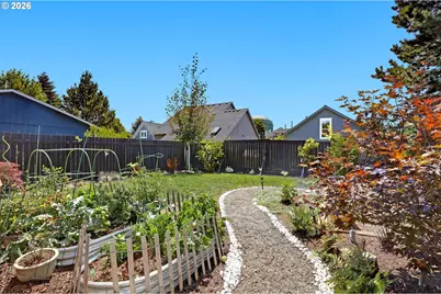 2022 N Alberta St, Portland, OR 97217 - Photo 29