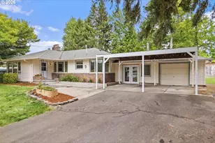 1883 SE Rosebrier Ct, Milwaukie, OR 97267 - Photo 1