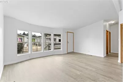 1000 S McKern Ct #52, Newberg, OR 97132 - Photo 5