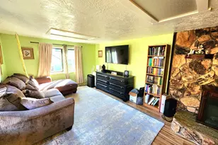 328 E fifth Ave, Sutherlin, OR 97479 - Photo 9