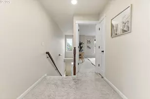 1749 SE Marion St, Portland, OR 97202 - Photo 19