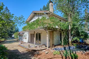 940 SW Main Ave, Mill City, OR 97360 - Photo 35