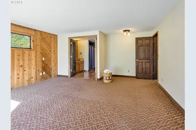 940 SW Main Ave, Mill City, OR 97360 - Photo 23