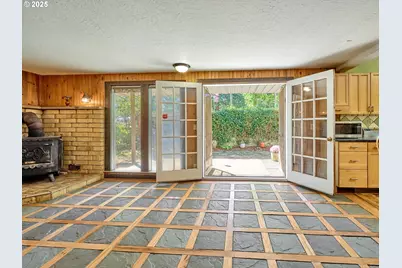 940 SW Main Ave, Mill City, OR 97360 - Photo 13