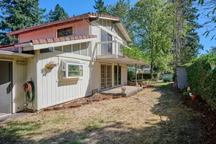 940 SW Main Ave, Mill City, OR 97360 - Photo 37