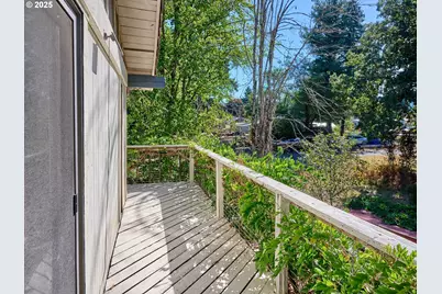 940 SW Main Ave, Mill City, OR 97360 - Photo 27